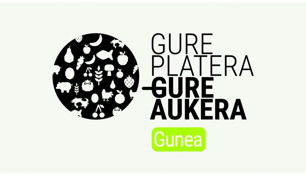 Espacio de “Gure Platera Gure Aukera” en la fiesta de la Escuela Pública Vasca